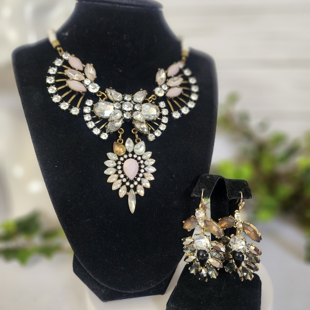 Statement Rhinestone Floral Motif Bib Necklace Earrings Set